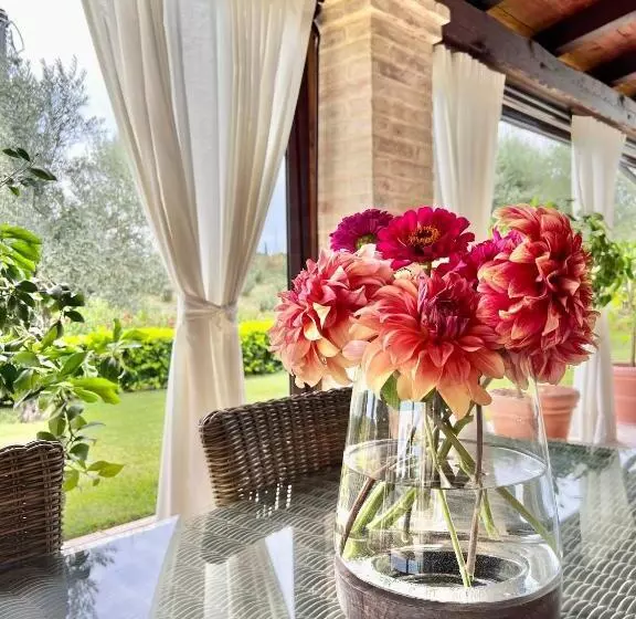 Hotelli Agrirelais Collelago