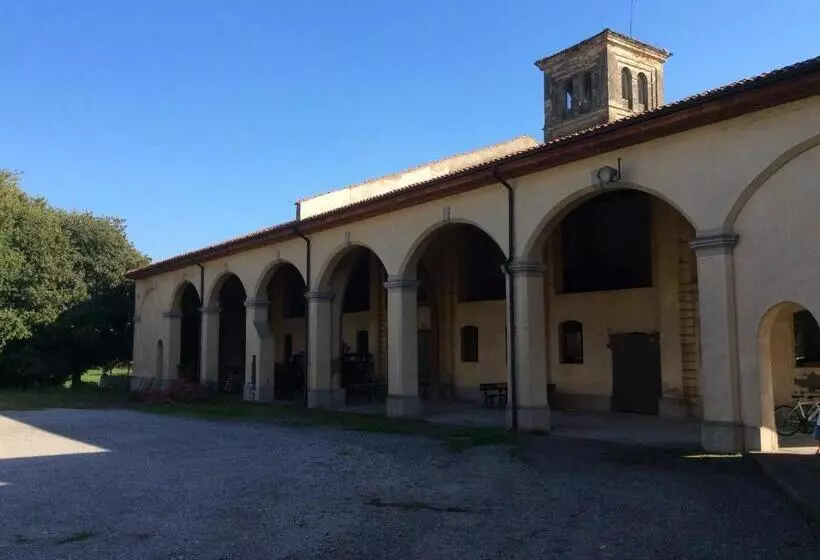 ホテル Agriturismo Rivieraoglio
