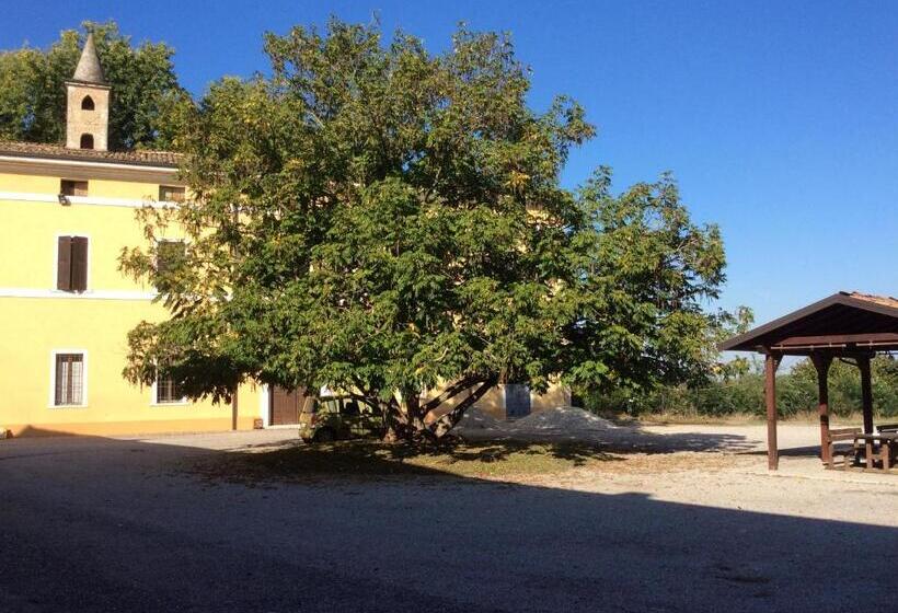 فندق Agriturismo Rivieraoglio