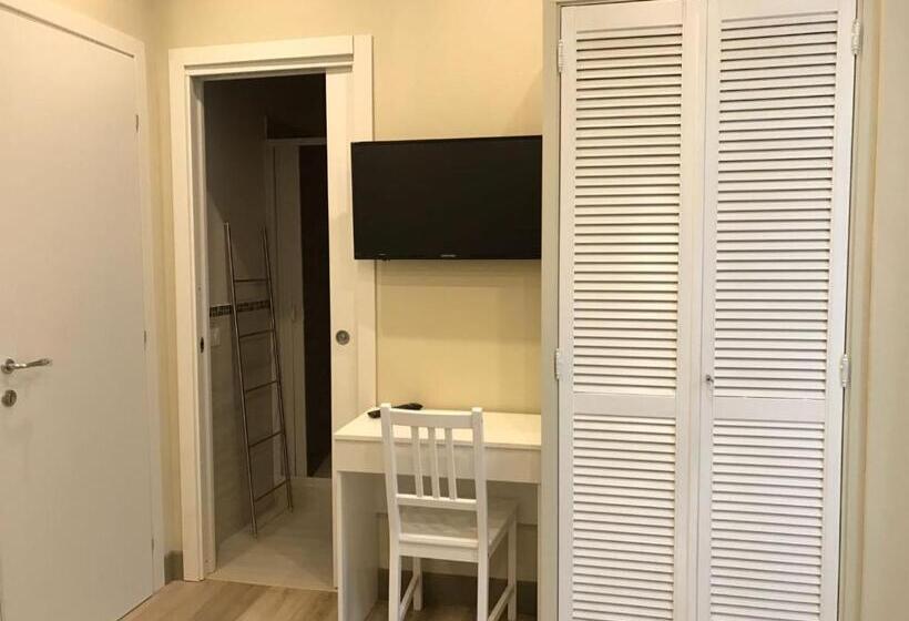 پانسیون Dimora Spina In Centro