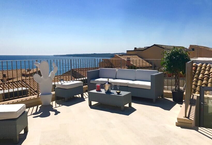 Re Federico Boutique