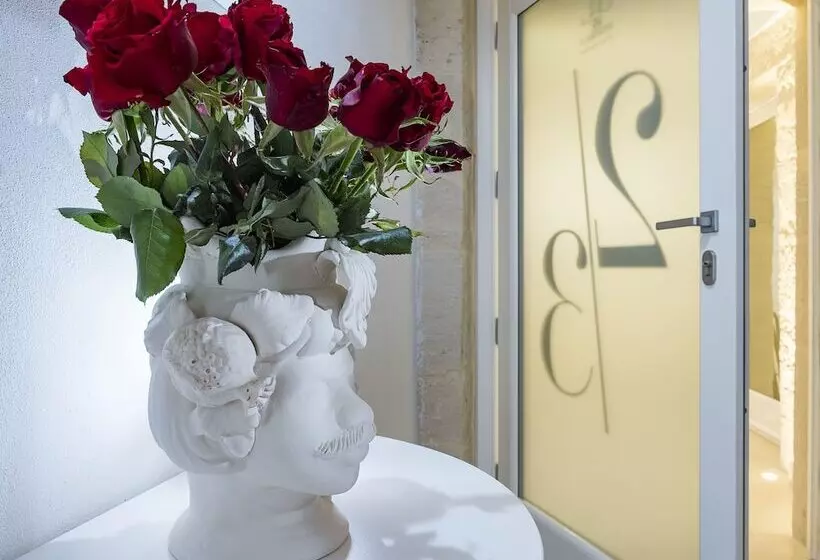 Re Federico Boutique