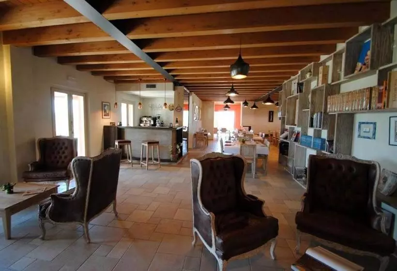 ホテル Agriturismo Colle Del Giglio