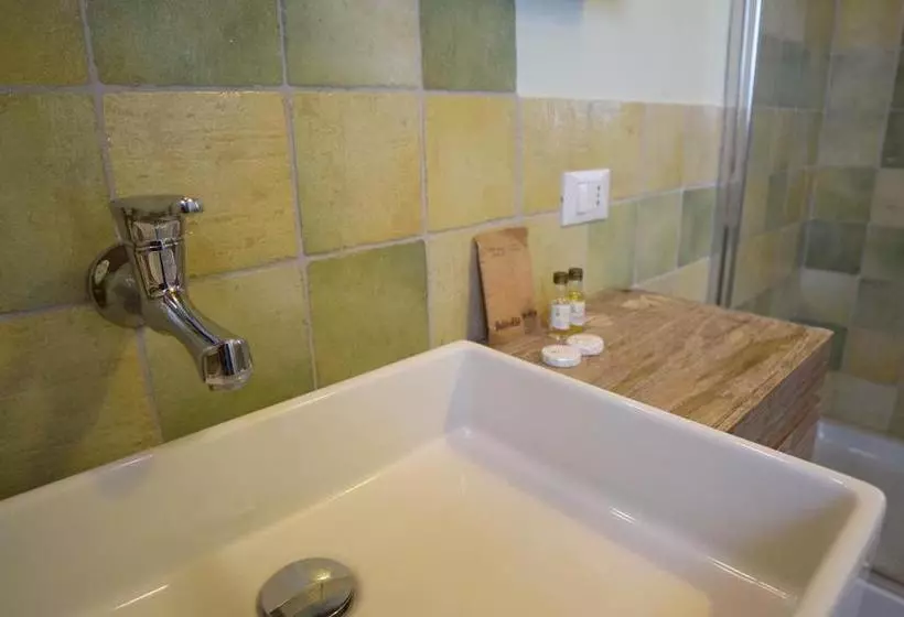 ホテル Agriturismo Colle Del Giglio