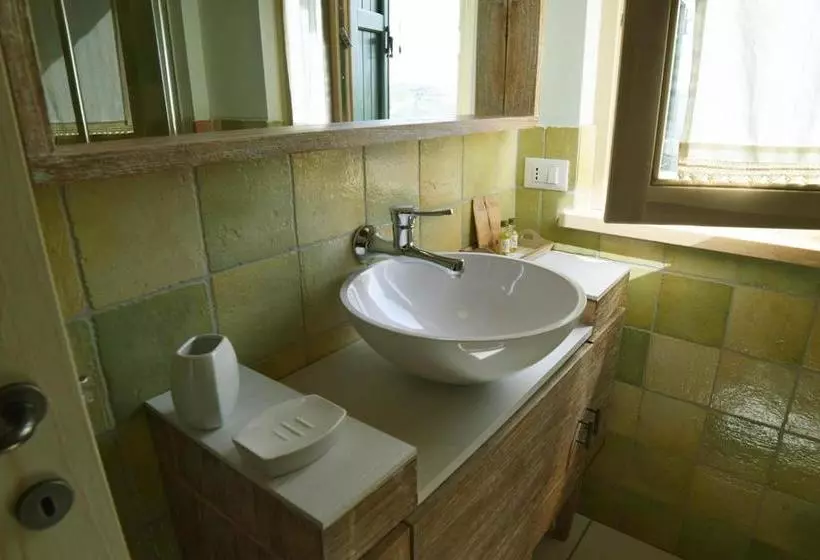 ホテル Agriturismo Colle Del Giglio