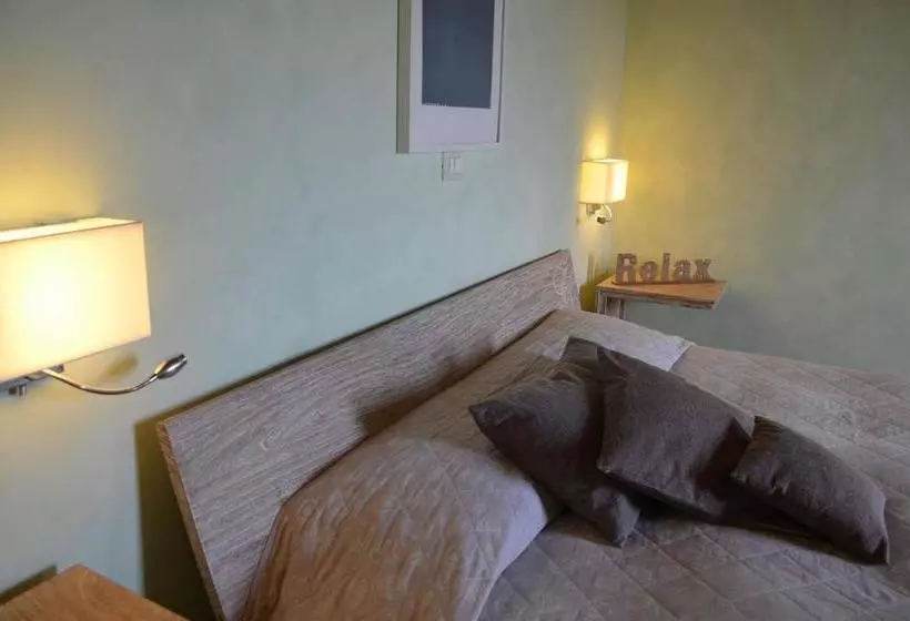 ホテル Agriturismo Colle Del Giglio