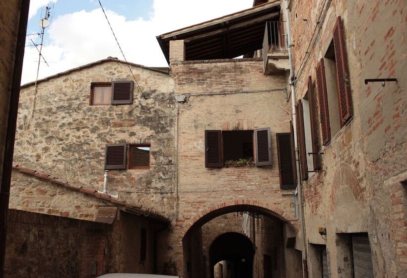 פנסיון Guest House Il Giardino