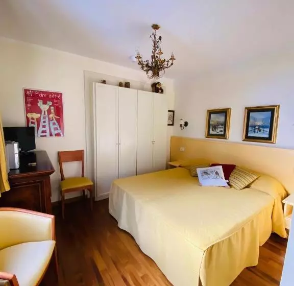 R.t.a. Hotel Monte Rosa