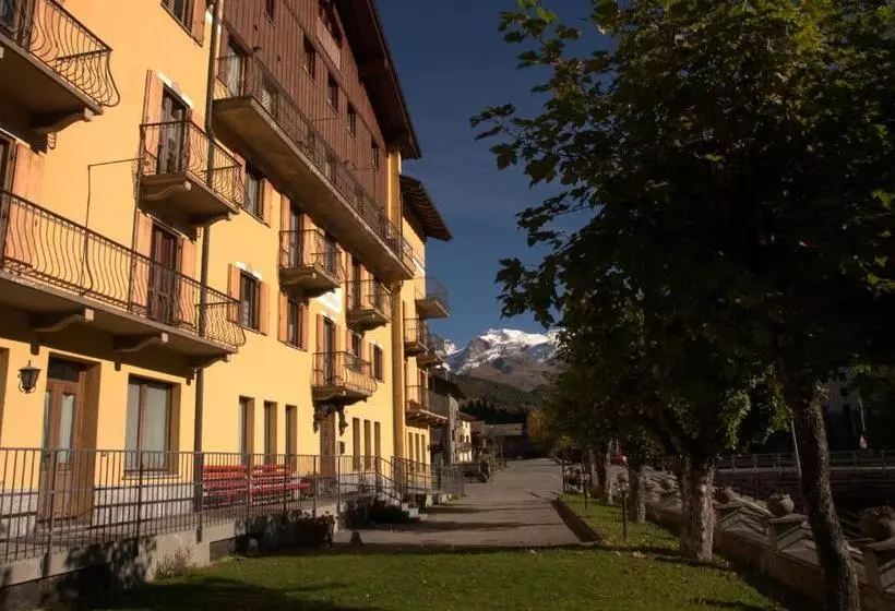 R.t.a. Hotel Monte Rosa