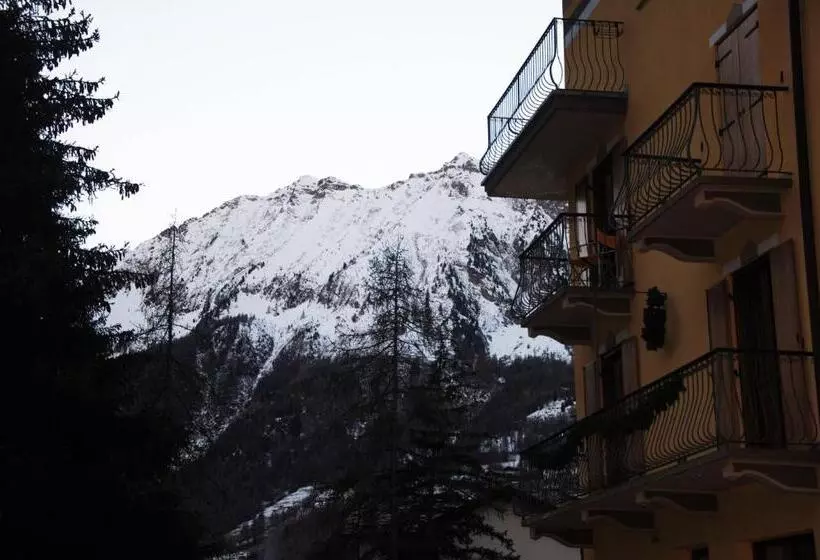 R.t.a. Hotel Monte Rosa