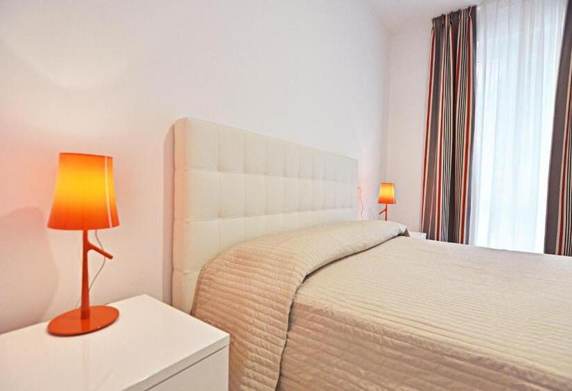 Bb Hotels Aparthotel Visconti