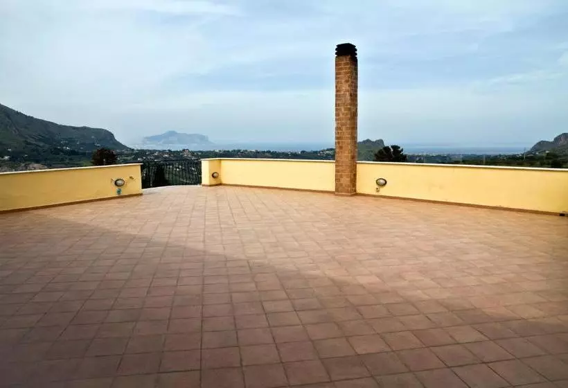 ホテル Agriturismo Rajata