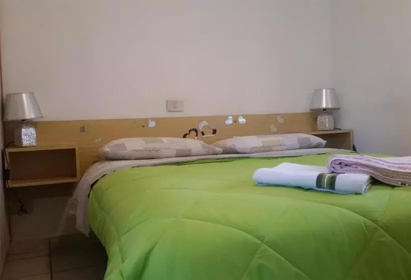 ホテル Eureka Azienda Agrituristica