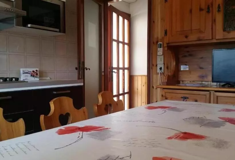 ホテル Eureka Azienda Agrituristica
