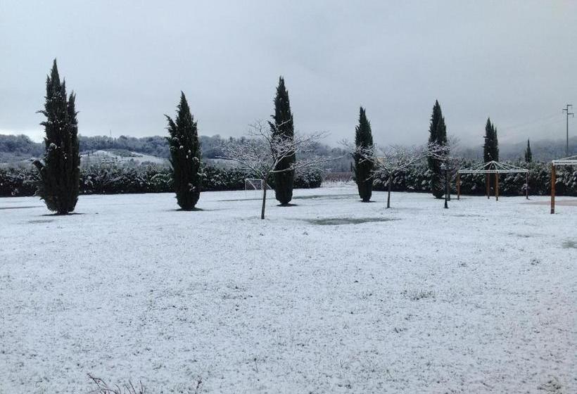 בית מלון כפרי Fattoria Isola