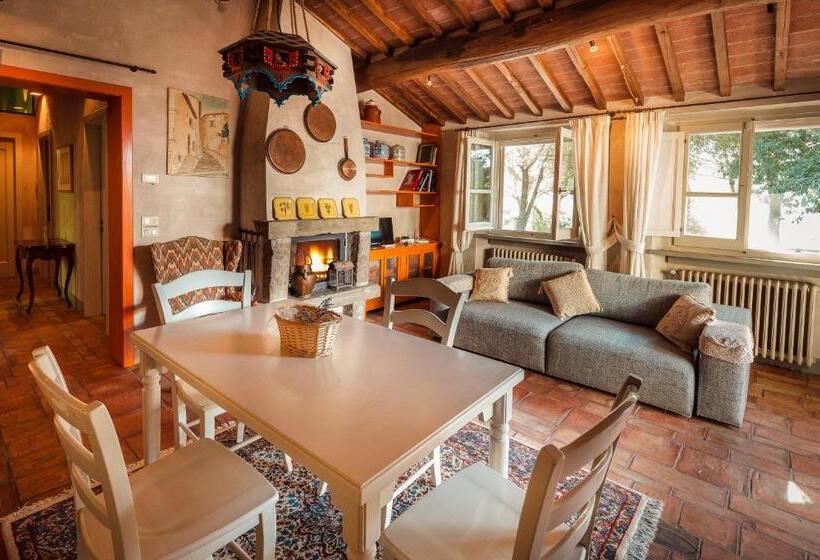 هتل Podere Poggio Mendico