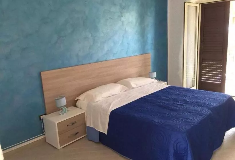 پانسیون Red Stone