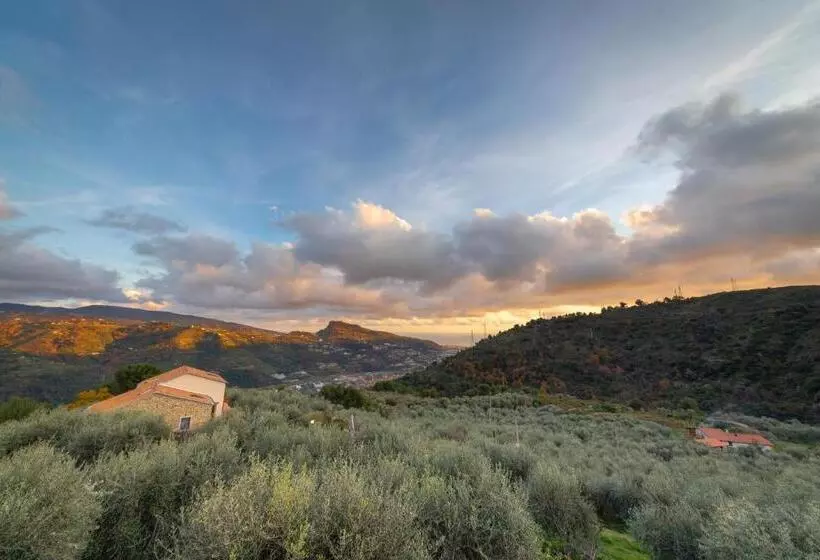 Hotelli Agriturismo C'era Una Volta