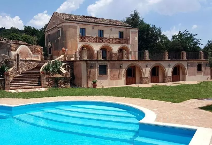 Hotelli Fonte Di Maroglio Rooms&apartments