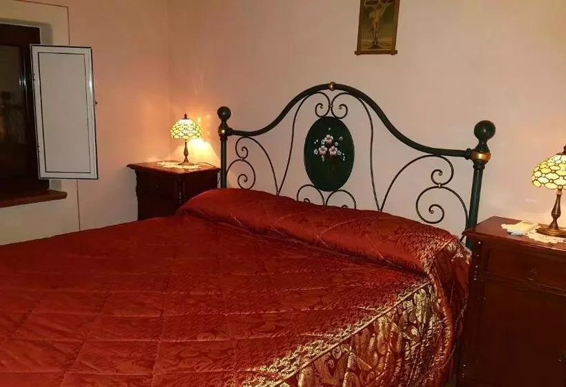 Hotelli Fonte Di Maroglio Rooms&apartments