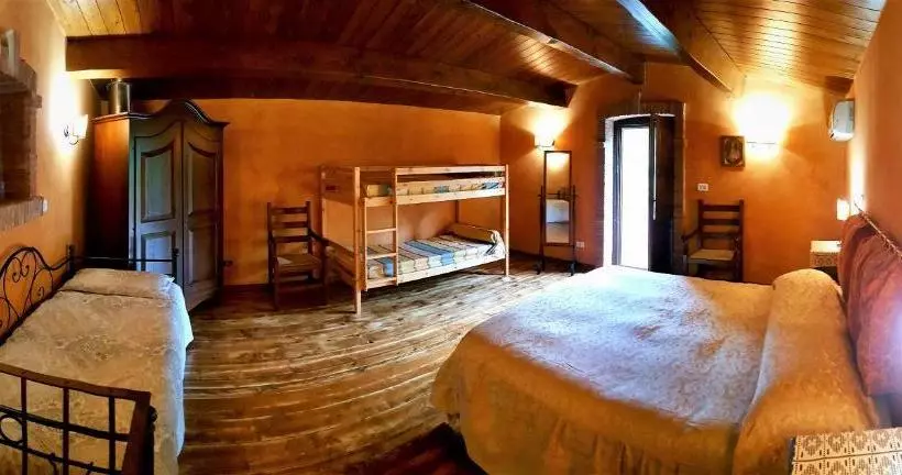 Hotelli Fonte Di Maroglio Rooms&apartments