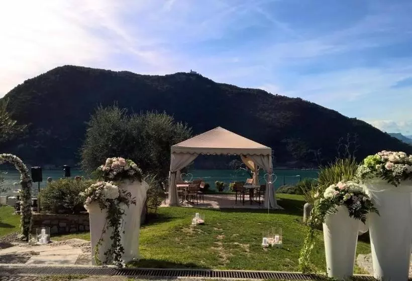 ホテル Agriturismo Le Fontane