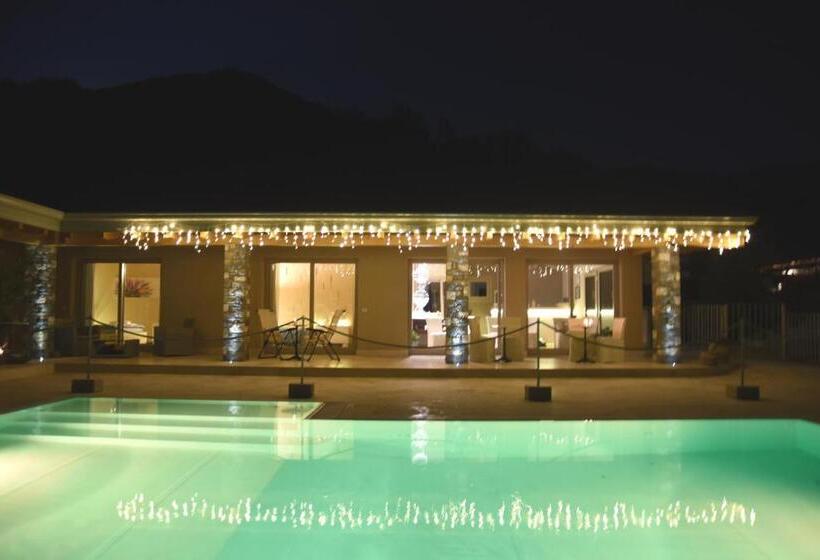 Отель Agriturismo Le Fontane