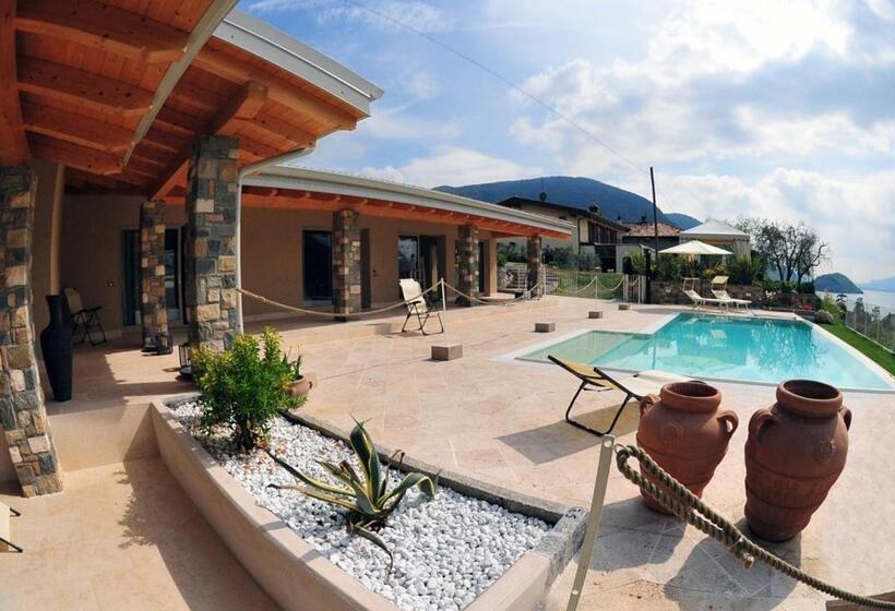 Отель Agriturismo Le Fontane