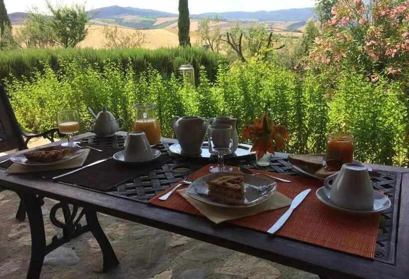ホテル Agriturismo S. Apollinare