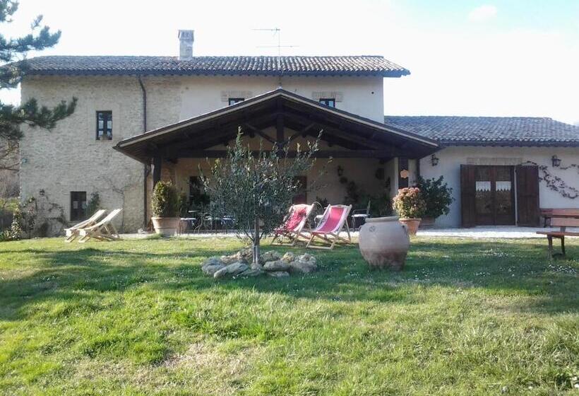 ホテル Agriturismo Santa Giusta