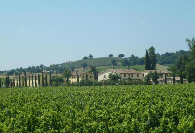 בית מלון כפרי Agriturismo Villaggio Green