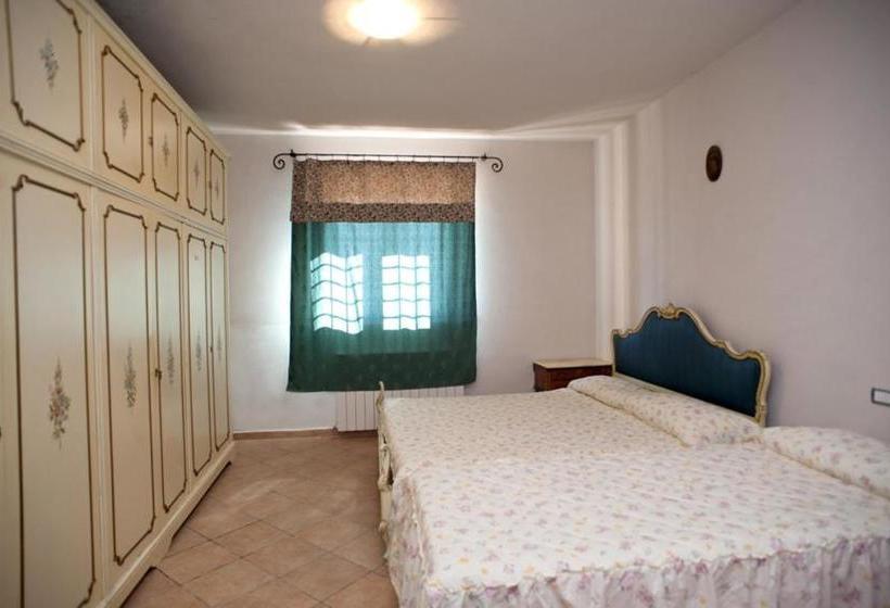 בית מלון כפרי Agriturismo Villaggio Green