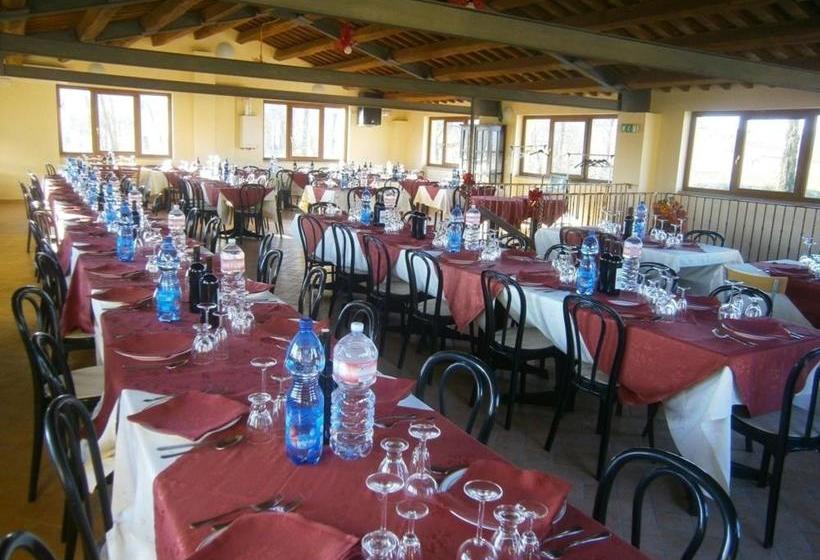 בית מלון כפרי Agriturismo Villaggio Green