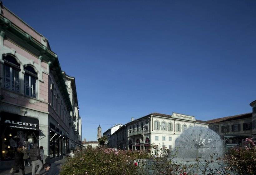 פנסיון Affittacamere Arosio