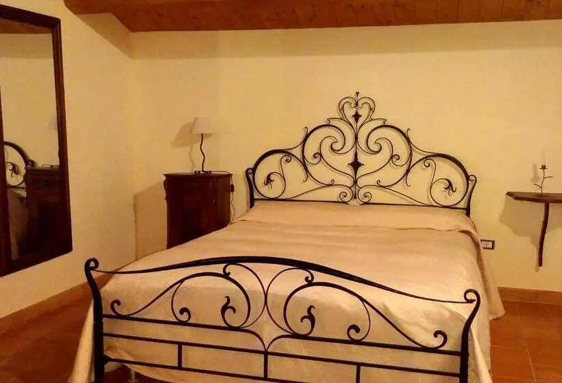 Hotelli Albergo Diffuso La Piana Dei Mulini