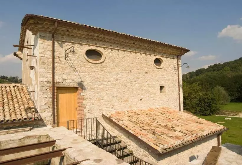 Hotelli Albergo Diffuso La Piana Dei Mulini