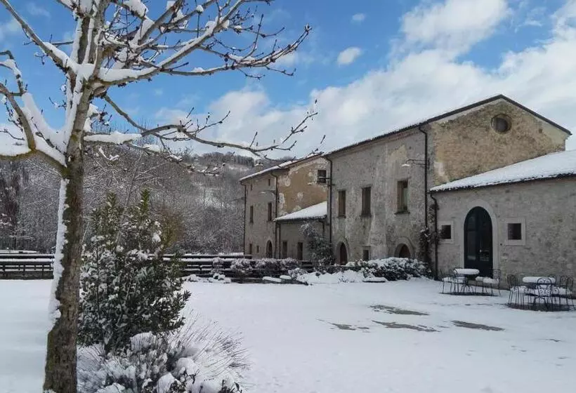 Hotelli Albergo Diffuso La Piana Dei Mulini