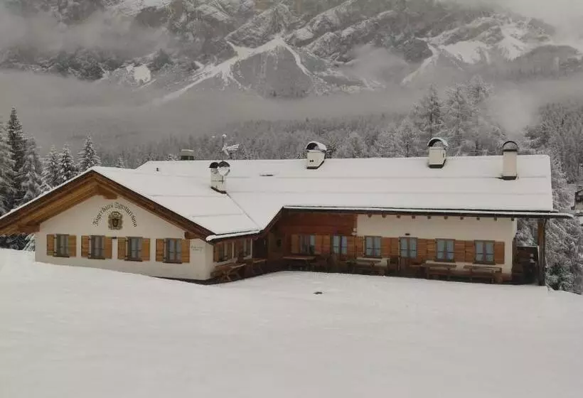 هتل Jägerhaus Agriturismo