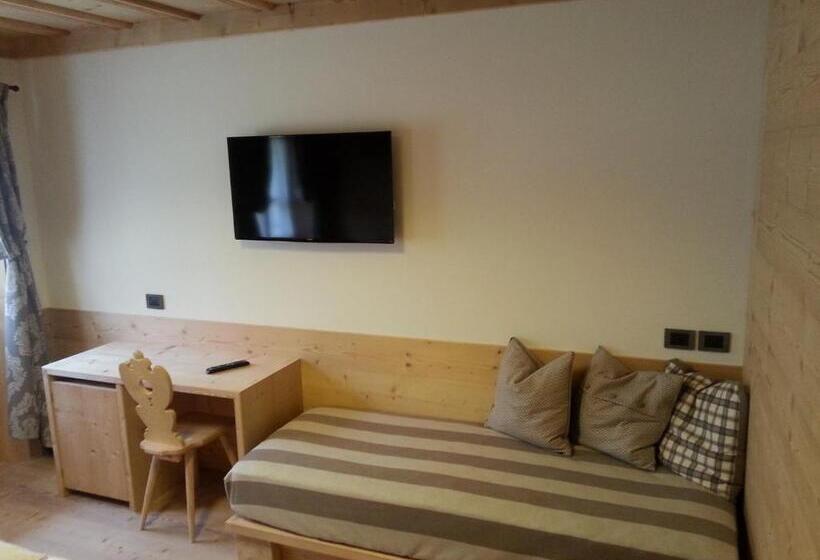 בית מלון כפרי Jägerhaus Agriturismo