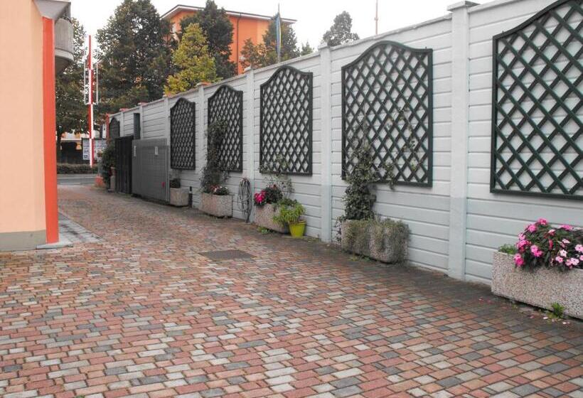 بنسيون Mini Hotel Wine & Dreams