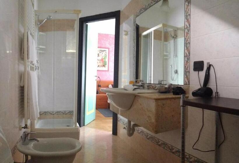 بنسيون Mini Hotel Wine & Dreams