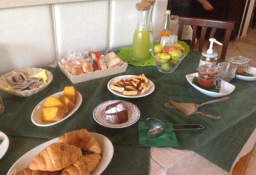 Szálloda Agriturismo Arangea