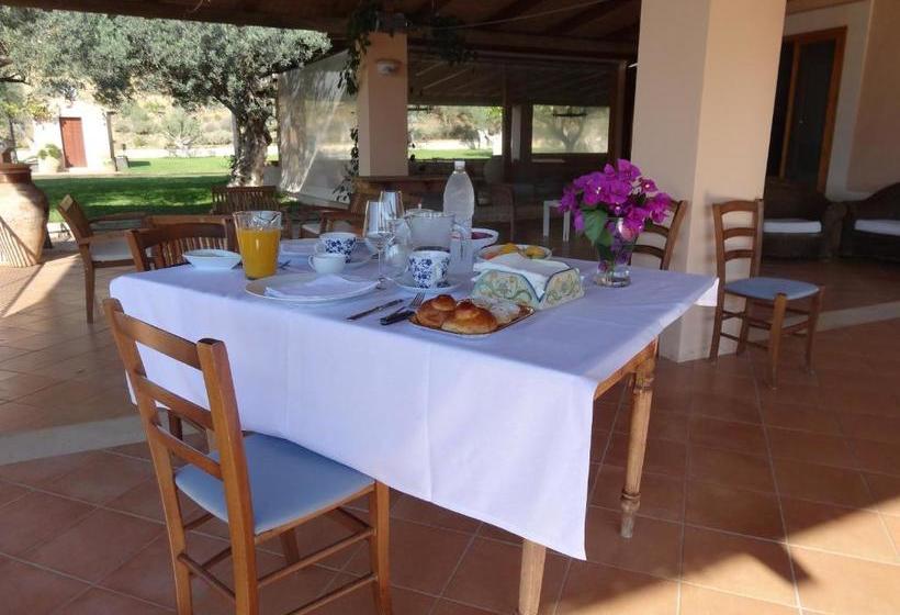 هتل Antica Tenuta Del Nanfro