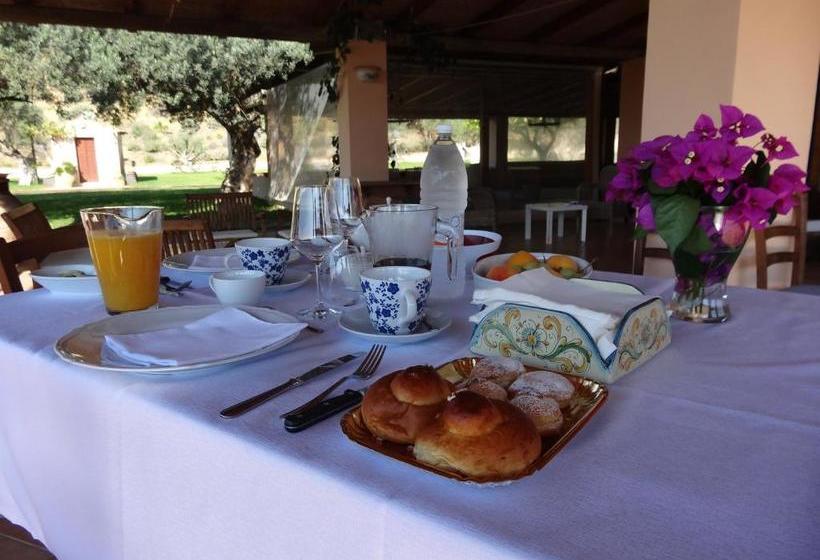 هتل Antica Tenuta Del Nanfro