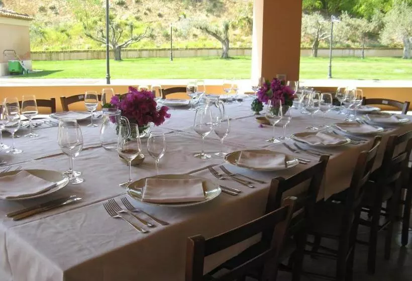 هتل Antica Tenuta Del Nanfro