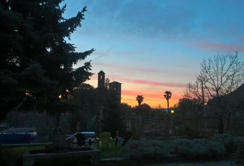 فندق L'ospitalità Del Castello