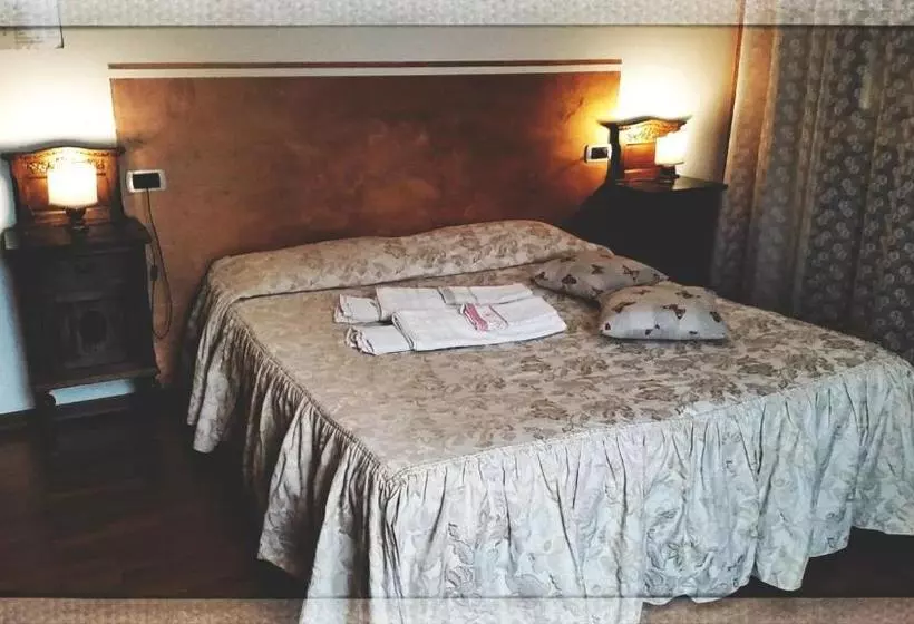 ホテル L'ospitalità Del Castello