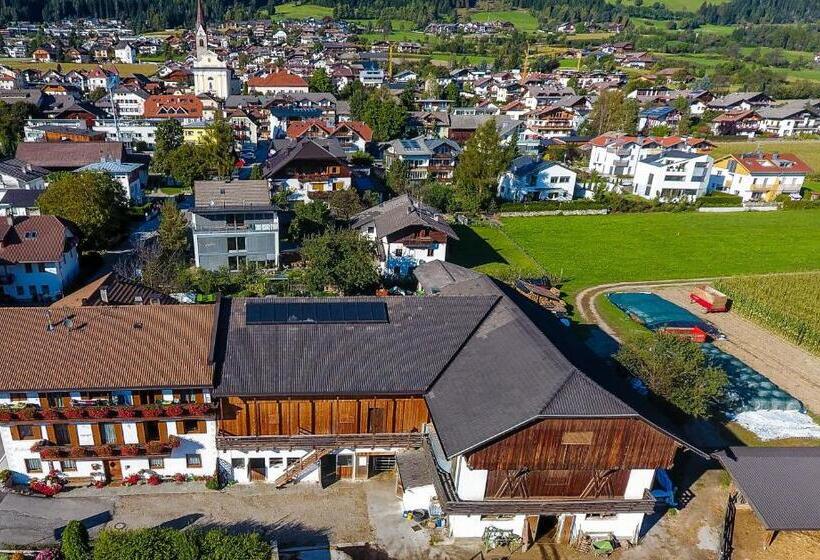 Отель Niedermairhof