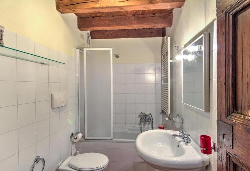 פנסיון La Volpera