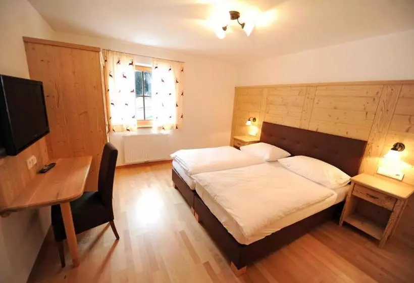 Apartments Restaurant Rusctlea